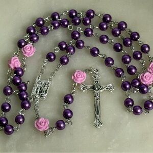 NEW Purple Roses + Dark Purple Beaded Rosary